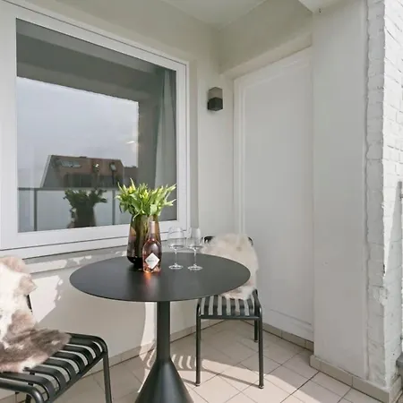 Huswell - Panoramic Seaview In 't Zoute Apartman *