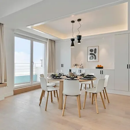 Huswell - Panoramic Seaview In 't Zoute Apartman