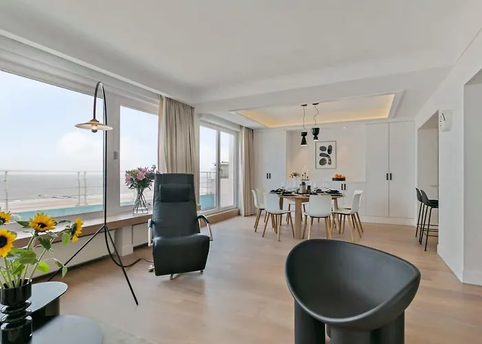 Huswell - Panoramic Seaview In 't Zoute Apartment *